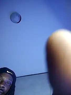 luckyfeet77 webcam