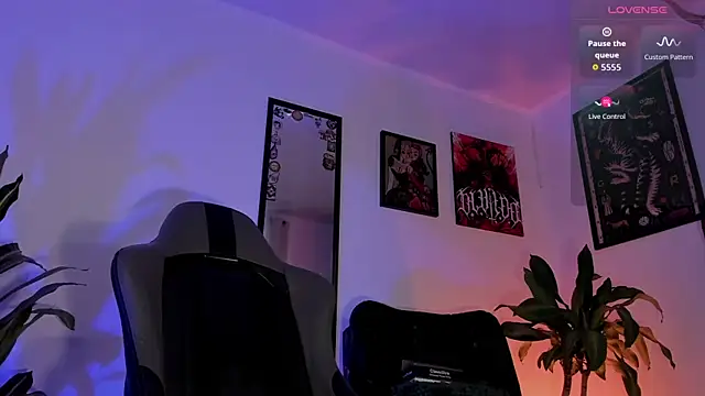 TigerStripes1_ webcam