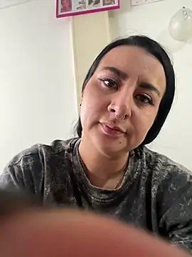 Abril_Luv webcam