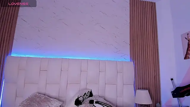 isabella_whiithe webcam