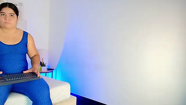 elizawiliamst webcam