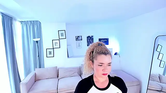 Sasha_belova webcam