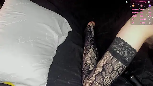 Lexy-Woorhez webcam