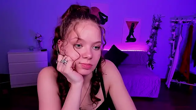 BetsyKiss webcam