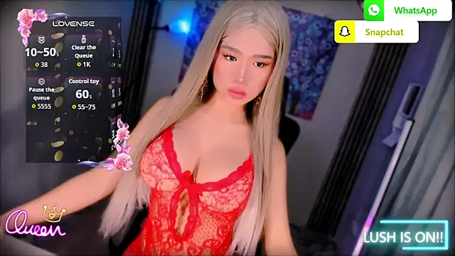 xBigSurpriseLorainex webcam