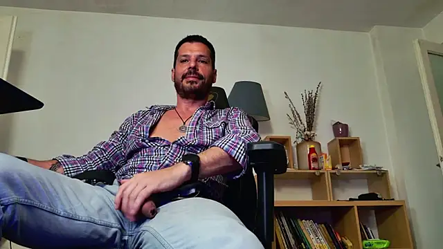 ChrisKox webcam