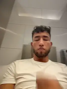 liam_bronw webcam