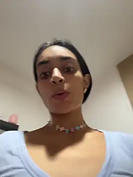 leilani_X webcam