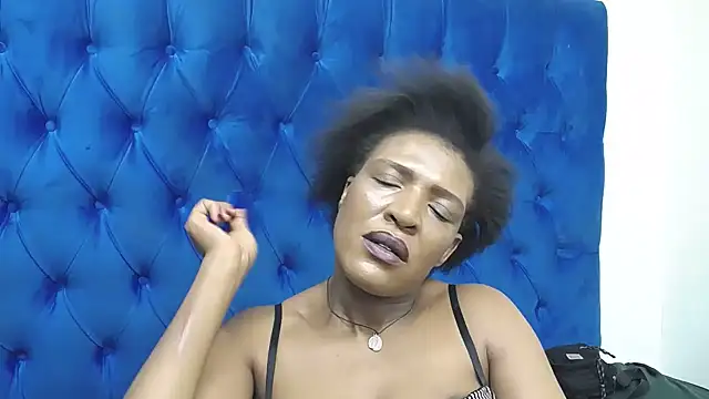 SpicyQueenxxxx webcam