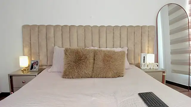 Sophie_Restrepo webcam