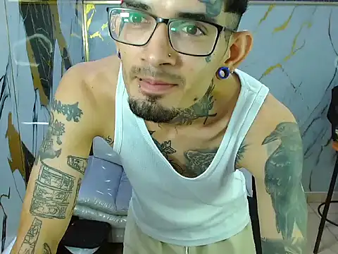 Boy_tatto77 webcam