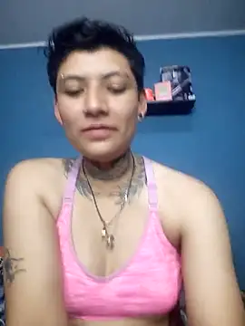 tomi_tomboy webcam