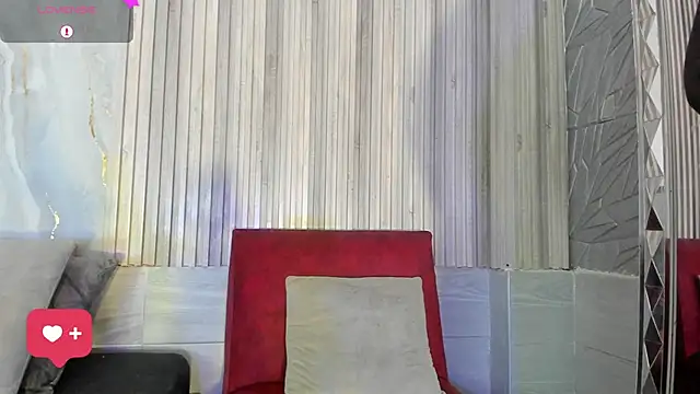 BriannaChelsea webcam