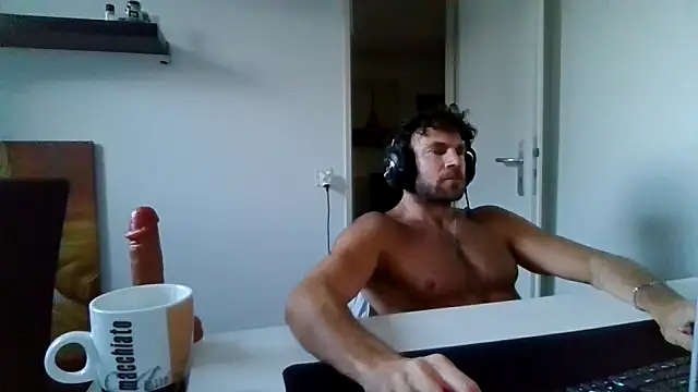 alpha-hunk webcam