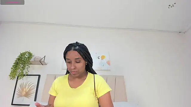 Sophia_Ebony webcam