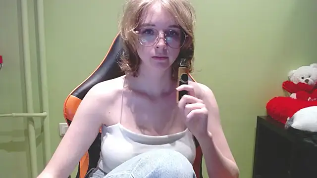juicypenny - JuicyPenny's free webcam - UK Sex Cams