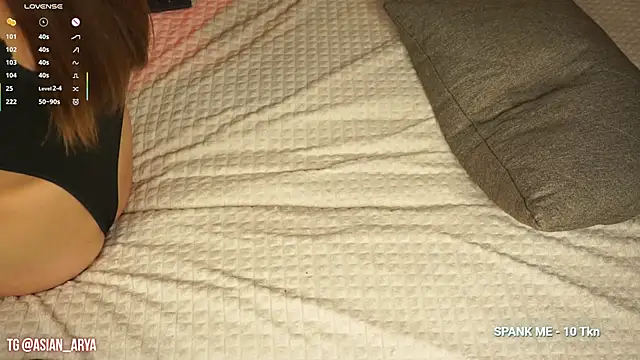 bigboobsarya webcam