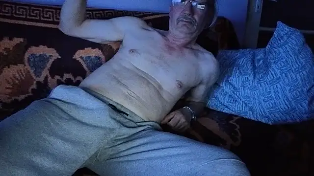 loverboyxxx69 webcam