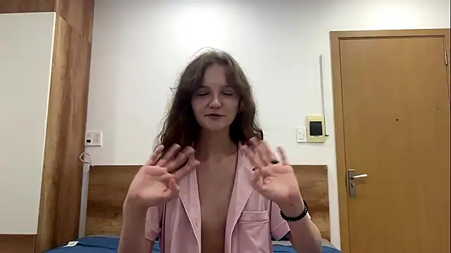 MarryWish1 webcam