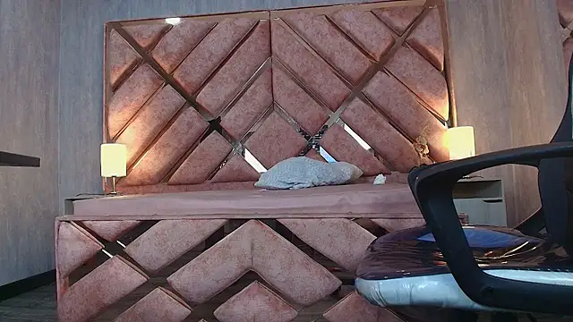 TamaraaHoney webcam