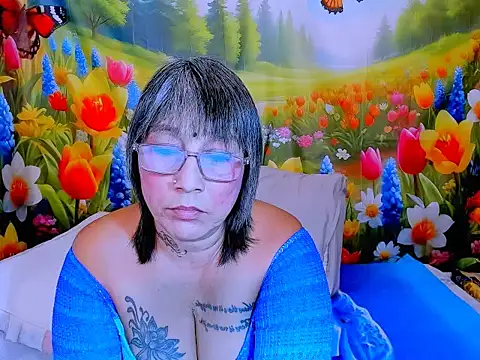 indianroxy webcam