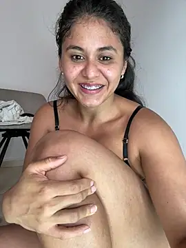 pleasureMyAss- webcam