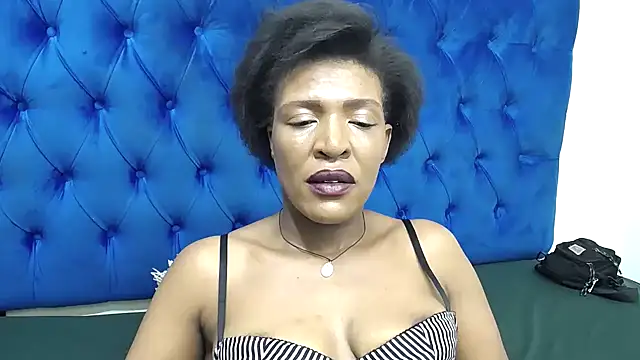 SpicyQueenxxxx webcam