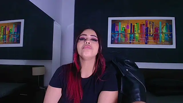 EvaaFoxxy1