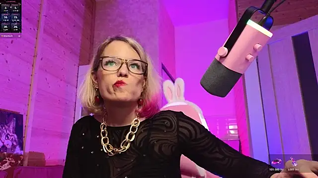 Lady_Shine webcam
