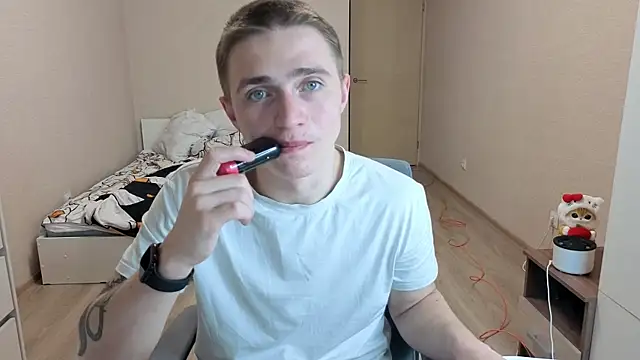 LEO__MILLER webcam