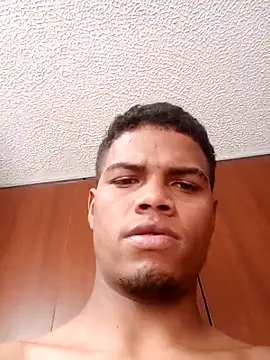 SantiHotxxxVergon webcam