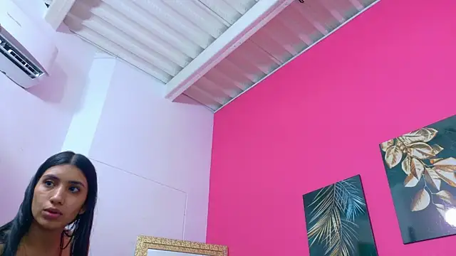 littlee_emilyy_ webcam
