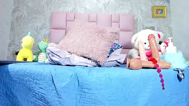 Mara_Summerr webcam
