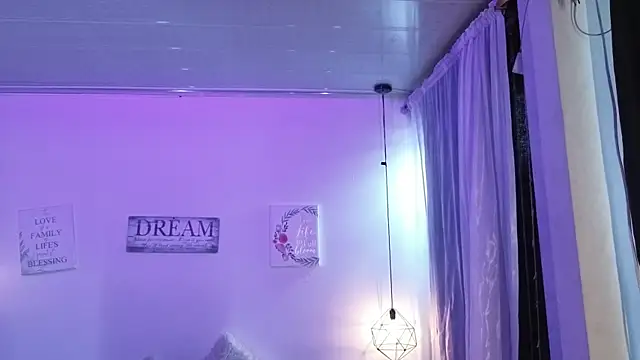 ninasakura_eup - NinaSakura_Eup's free webcam - UK Sex Cams