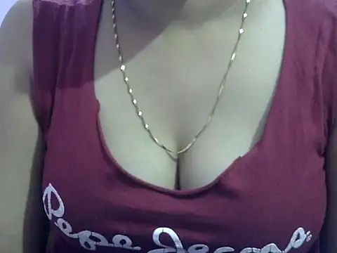Your_wild_Dia webcam