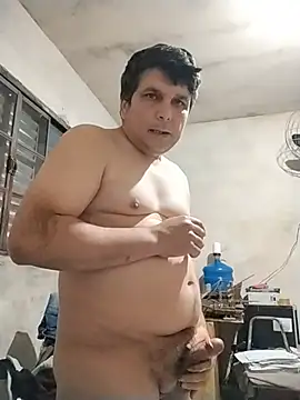 Claudiop2080 webcam