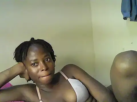 Cute-Sonny webcam