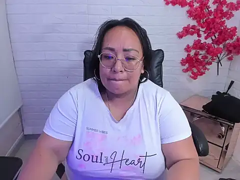 Shara_Oz webcam