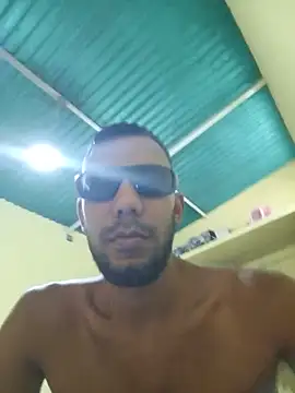 UnreadyChutzpa webcam