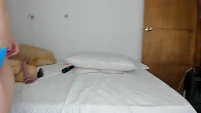 aida_rose_ webcam