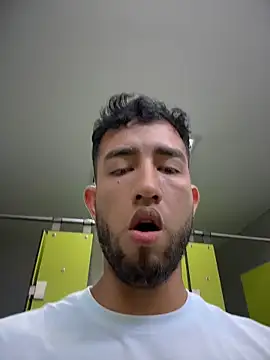 liam_bronw webcam