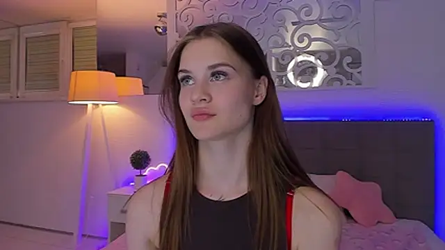 LuisaClover webcam