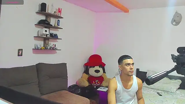 Teo_Rave webcam