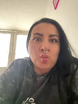 Abril_Luv webcam