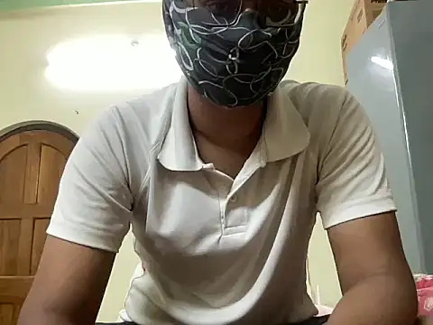 Slave_Aryan webcam