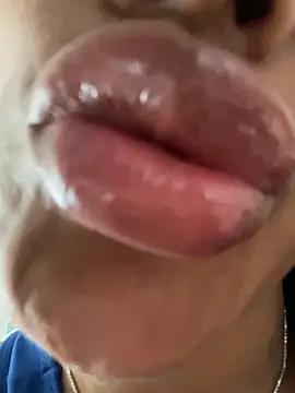 KatalinnaBrown webcam