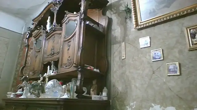 Lala-Love56 webcam