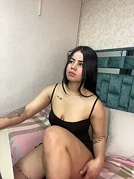 zoe_martinez webcam