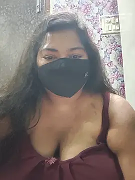 Liyaa_24 webcam