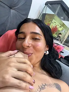 Meganmilk1 webcam